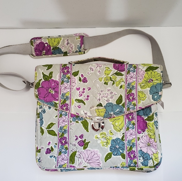 Vera Bradley Handbags - VERA BRADLEY retired watercolor tote bag